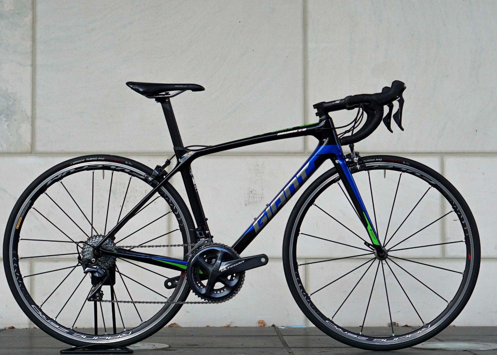 Giant tcr advanced 1 best sale kom 2019